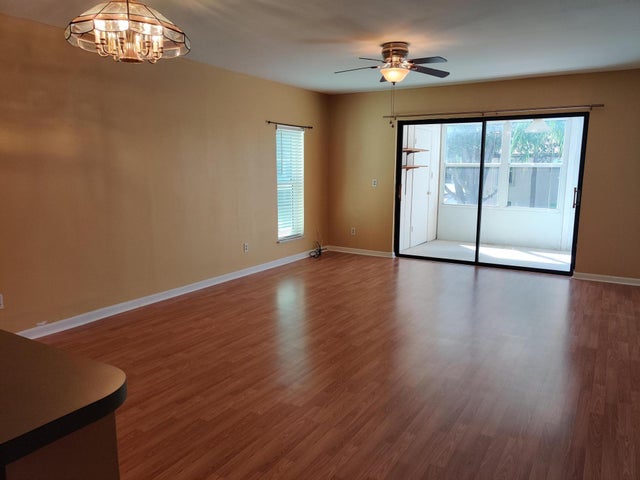 5 of 34 - 6531 Se Federal Highway #j202, Stuart, FL
