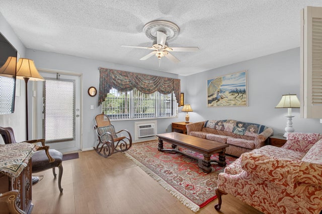 2 of 26 - 386 Sheffield P, West Palm Beach, FL