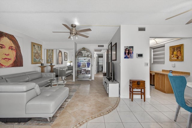 3 of 29 - 144 Dorchester G, West Palm Beach, FL
