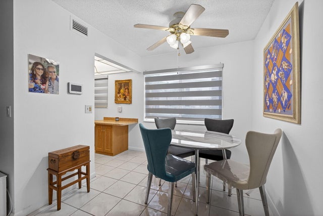 4 of 29 - 144 Dorchester G, West Palm Beach, FL