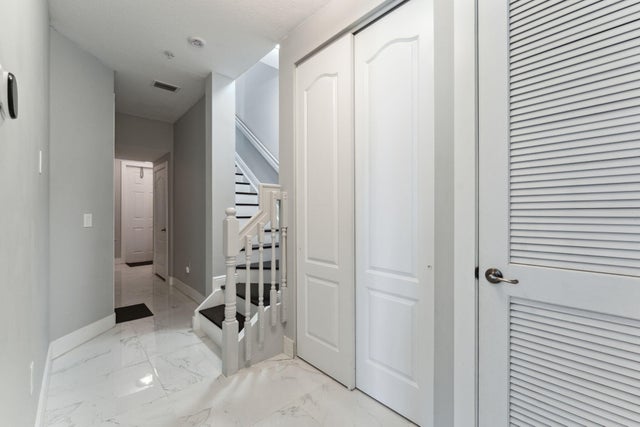 4 of 26 - 671 Nw 38th Circle, Boca Raton, FL