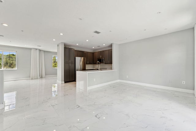5 of 26 - 671 Nw 38th Circle, Boca Raton, FL
