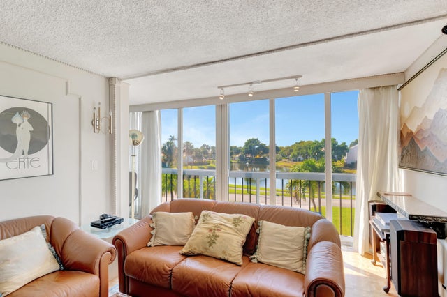 5 of 39 - 1732 Bridgewood Drive, Boca Raton, FL