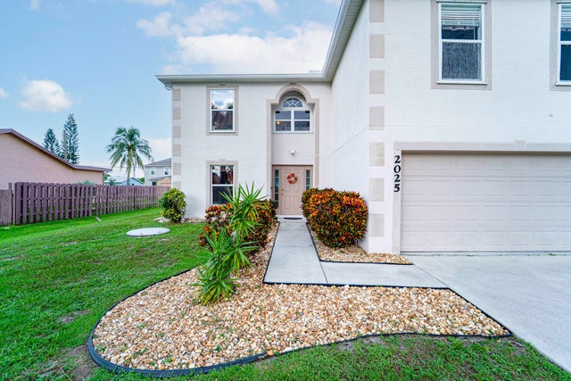 1 of 47 - 2025 Sw Capeador Street, Port Saint Lucie, FL