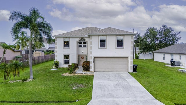 2 of 47 - 2025 Sw Capeador Street, Port Saint Lucie, FL