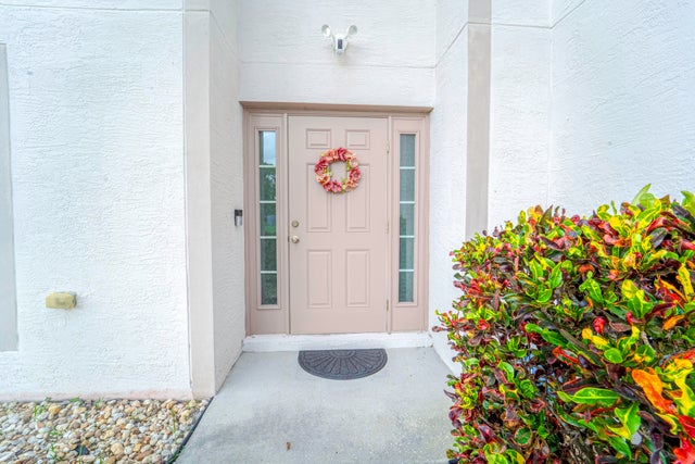 4 of 47 - 2025 Sw Capeador Street, Port Saint Lucie, FL