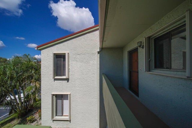2 of 19 - 5463 Se Miles Grant Road #207, Stuart, FL