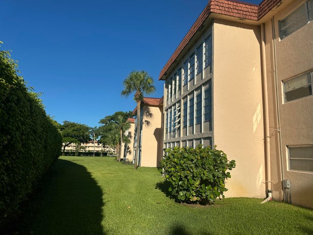3 of 16 - 14790 Bonaire Boulevard #205, Delray Beach, FL