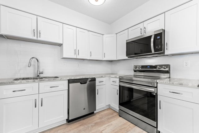 4 of 22 - 308 Stillwater Drive, Jupiter, FL