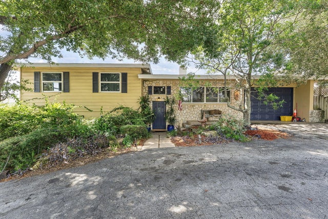 1 of 28 - 116 Se 28th Avenue, Boynton Beach, FL