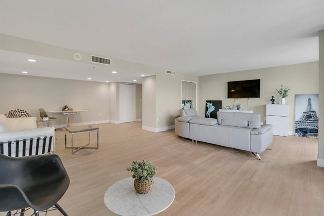 5 of 46 - 4200 N Ocean Drive #2-204, Singer Island, FL