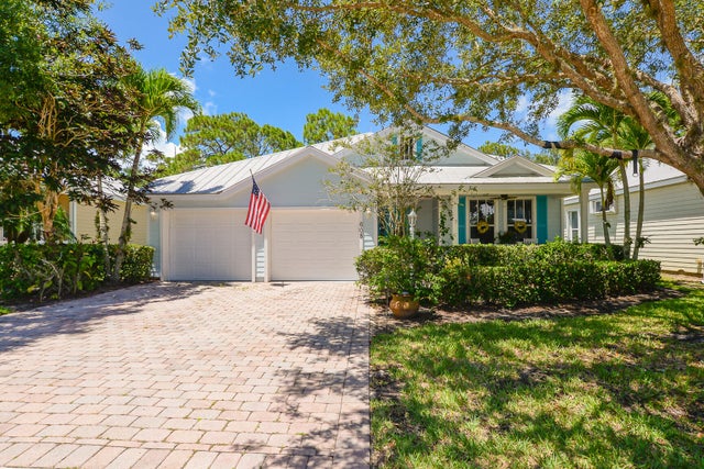608 Ne Canoe Park Circle, Port Saint Lucie