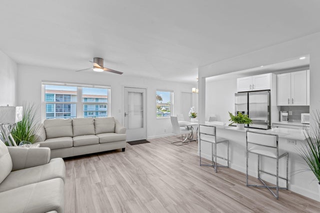 1 of 32 - 530 Horizons E #203, Boynton Beach, FL