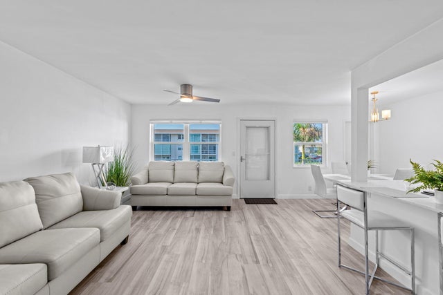 2 of 32 - 530 Horizons E #203, Boynton Beach, FL