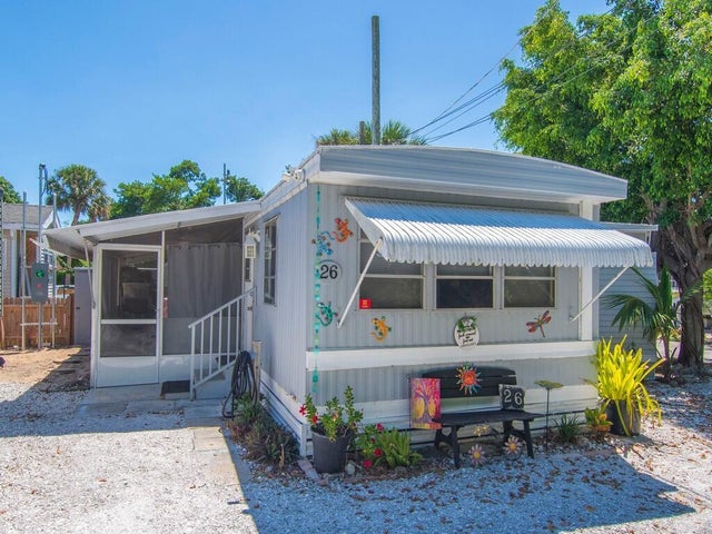 1 of 25 - 2423 Ne Palm Avenue #26, Jensen Beach, FL