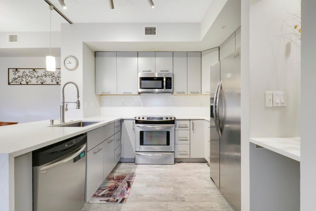 3 of 48 - 720 S Sapodilla Avenue #208, West Palm Beach, FL