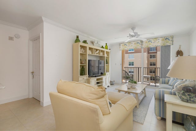 5 of 36 - 1801 N Flagler Drive #735, West Palm Beach, FL