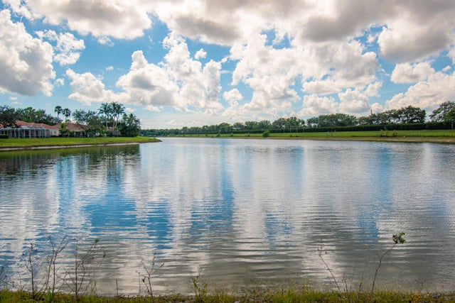 3 of 28 - 2100 Tigris Drive, West Palm Beach, FL