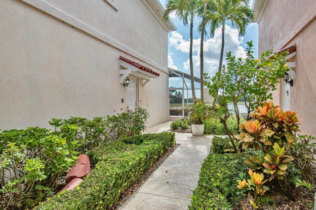 5 of 28 - 2100 Tigris Drive, West Palm Beach, FL