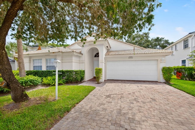 1 of 51 - 208 Jones Creek Drive, Jupiter, FL