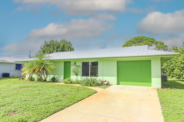 3 of 36 - 431 Ne Julia Court, Jensen Beach, FL