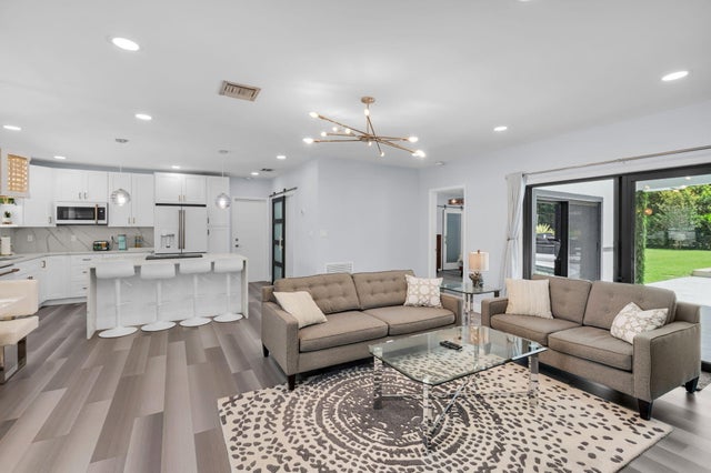 4 of 41 - 351 Homewood Boulevard, Delray Beach, FL