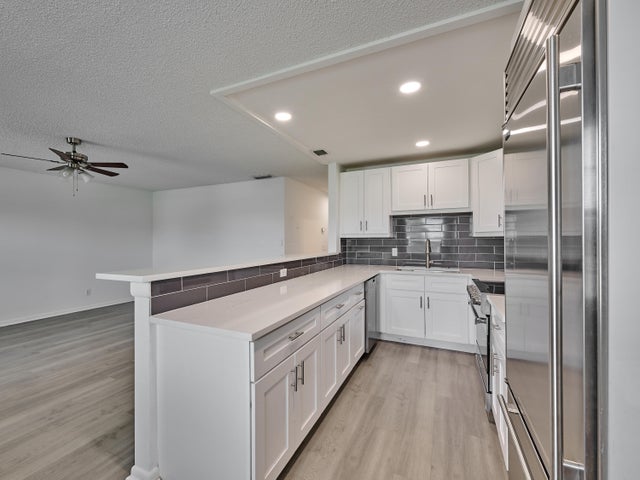 5 of 20 - 227 Castlewood Drive #203, North Palm Beach, FL