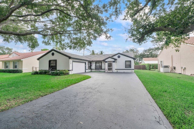 1 of 33 - 6164 Nw 45th Terrace, Coconut Creek, FL