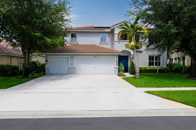 2 of 32 - 6283 Shadow Tree Lane, Lake Worth, FL