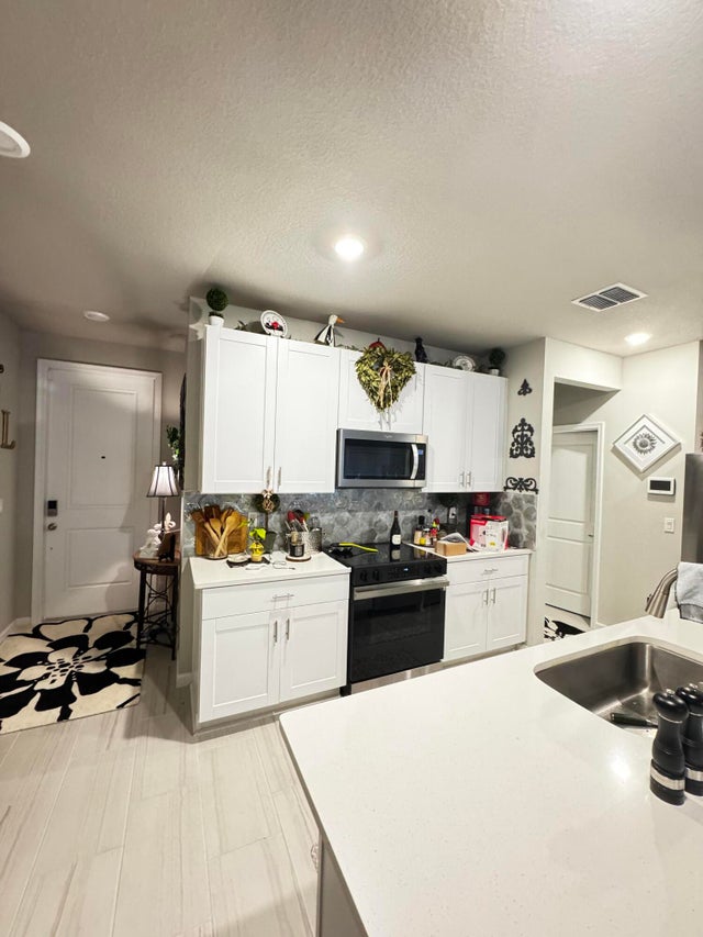5 of 20 - 5646 Se Edgewater Circle, Stuart, FL