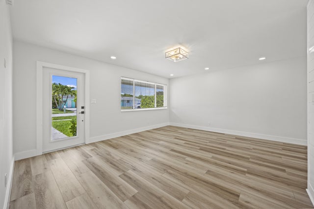 5 of 32 - 18965 Se Southgate Drive, Tequesta, FL