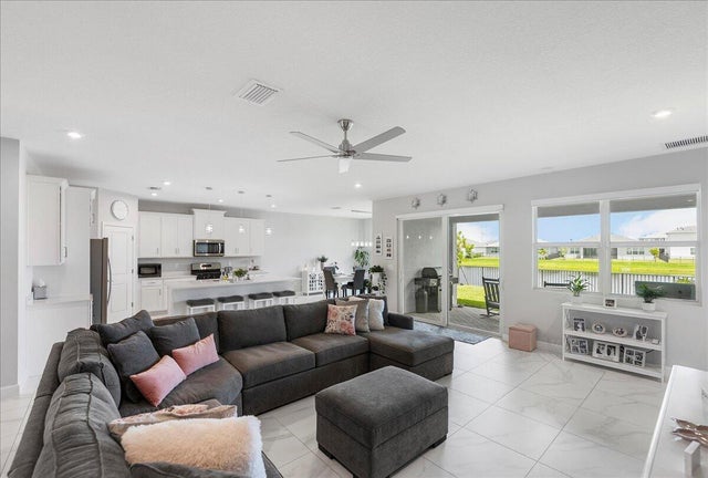3 of 25 - 10183 Sw Orana Drive, Port Saint Lucie, FL