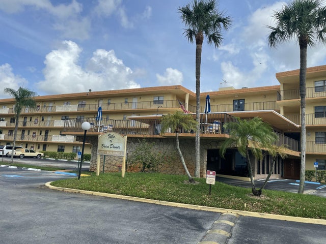 1 of 17 - 9273 Sw 8th Street #117, Boca Raton, FL