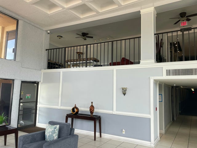 4 of 17 - 9273 Sw 8th Street #117, Boca Raton, FL