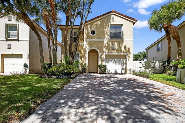 1 of 46 - 4451 Lake Lucerne Circle, West Palm Beach, FL
