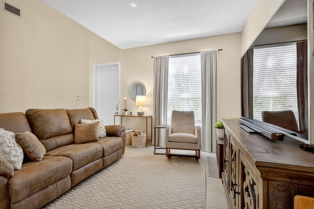 4 of 46 - 4451 Lake Lucerne Circle, West Palm Beach, FL