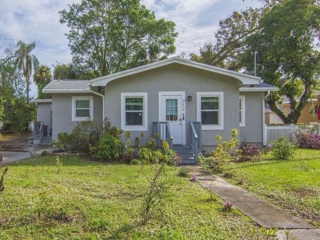 1 of 23 - 712 S 9th Street, Fort Pierce, FL