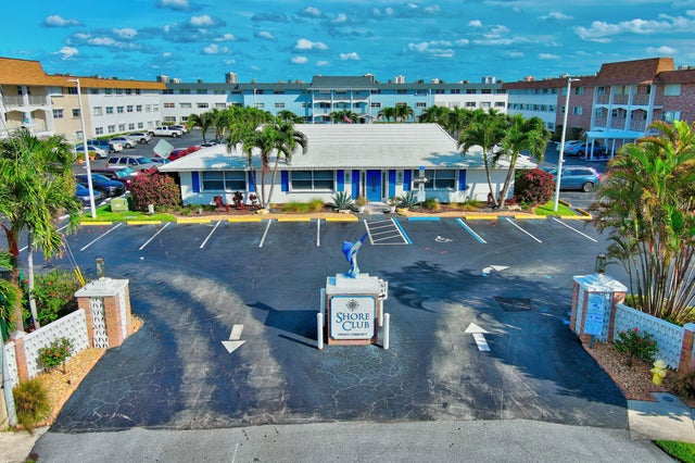 3 of 25 - 111 Shore Court #306, North Palm Beach, FL