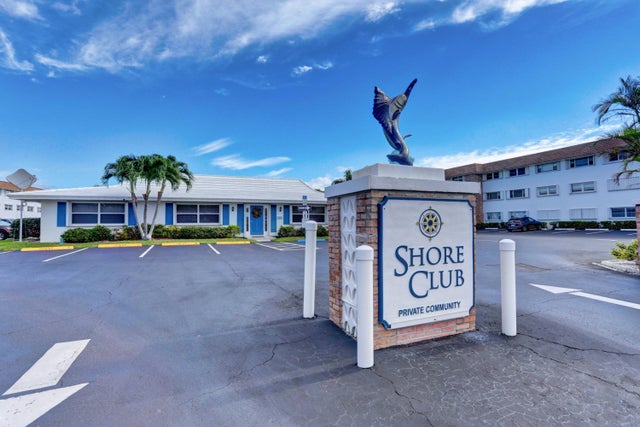 4 of 25 - 111 Shore Court #306, North Palm Beach, FL