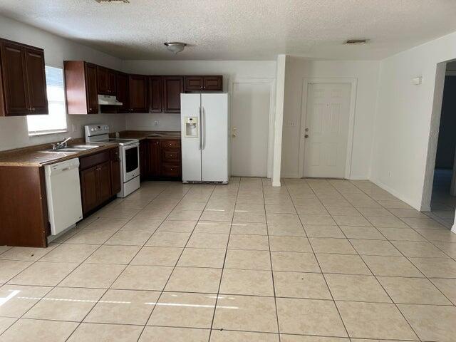 2 of 9 - 1201 W 32nd Street, Riviera Beach, FL