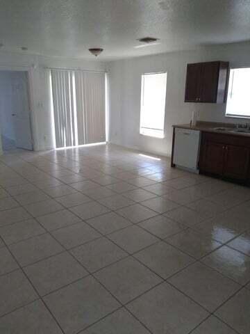 5 of 9 - 1201 W 32nd Street, Riviera Beach, FL