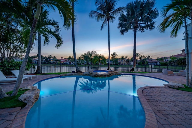 4 of 95 - 17593 Middle Lake Drive, Boca Raton, FL