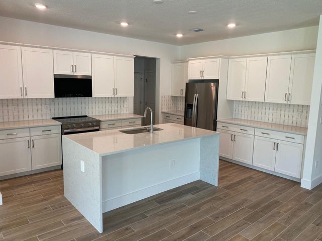 4 of 20 - 6830 Se Park Trace Court, Stuart, FL
