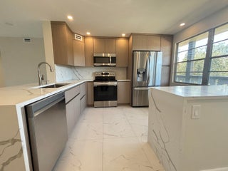 Photo of Listing #RX-11116987