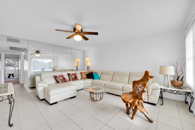 2 of 24 - 250 Richmond F #250, Deerfield Beach, FL