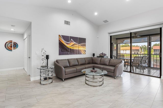 4 of 36 - 10431 S Circle Lake Drive #202, Boynton Beach, FL