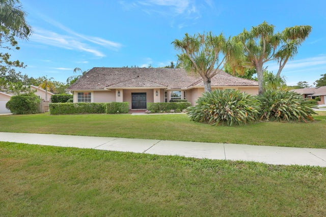 1 of 47 - 1819 Staimford Circle, Wellington, FL