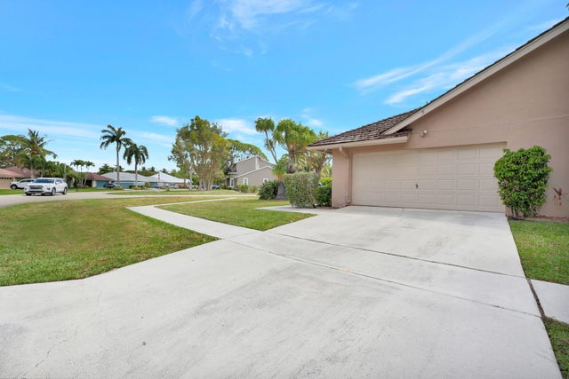 5 of 47 - 1819 Staimford Circle, Wellington, FL