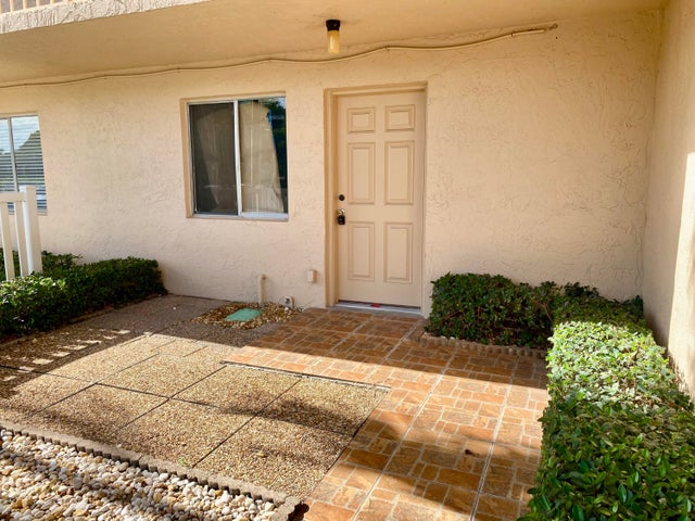 2 of 15 - 6935 Huntington Lane #108, Delray Beach, FL