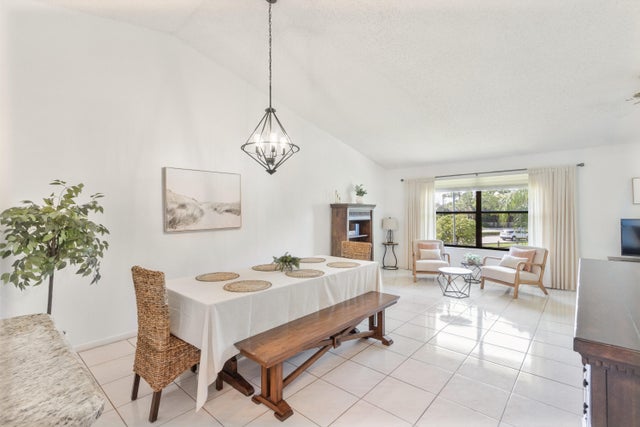 4 of 32 - 12950 Dartford Trail #15, Wellington, FL